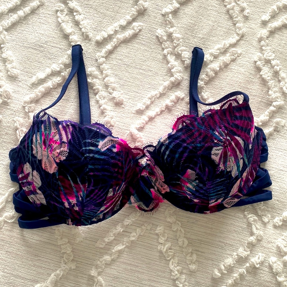 Victoria’s Secret PINK push up bra 34D